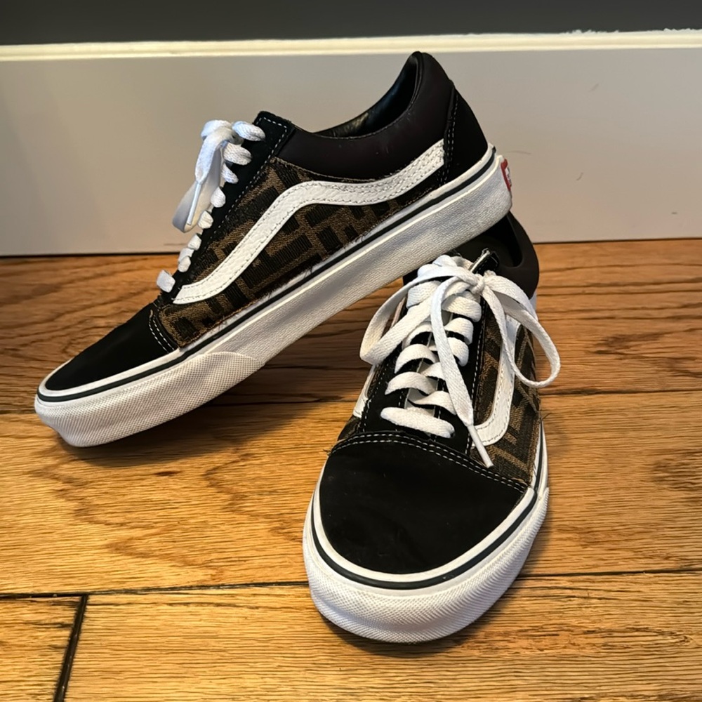 Stylish Black and Brown Women's Sneakers